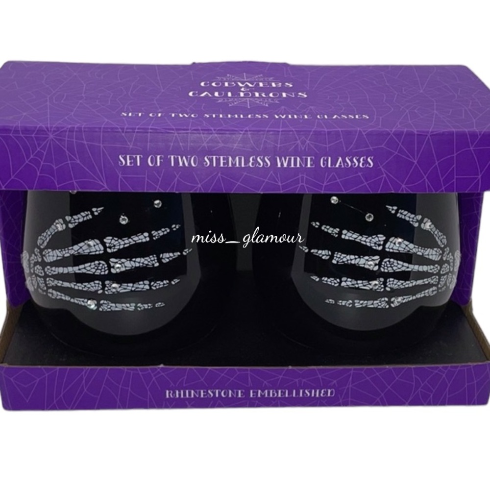 COBWEBS & CAULDRONS BLING RHINESTONE STEMLESS WINE GLASS SET SKELETON HANDS SET